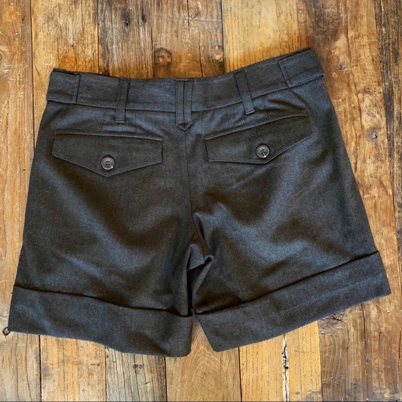 Vince cuffed Wool Shorts - Picture 2 of 3